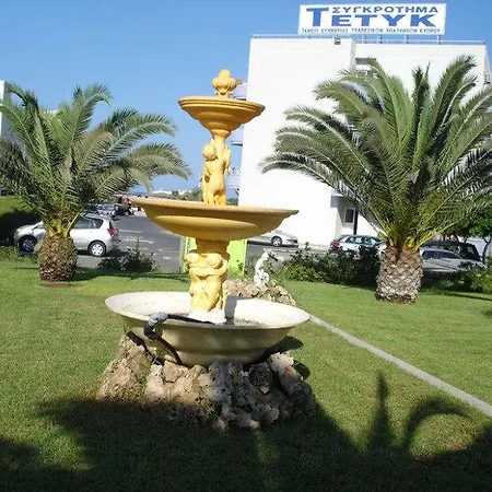 Hotel Tetyk 3*