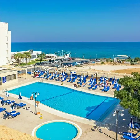 Hotel Tetyk 3*
