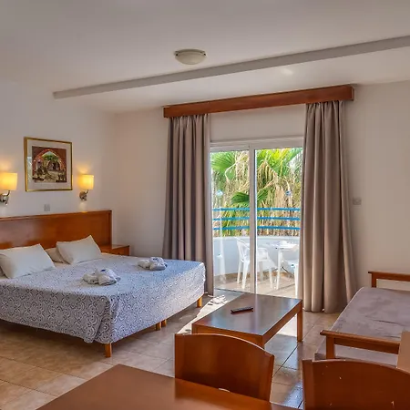 Hotel Tetyk 3*